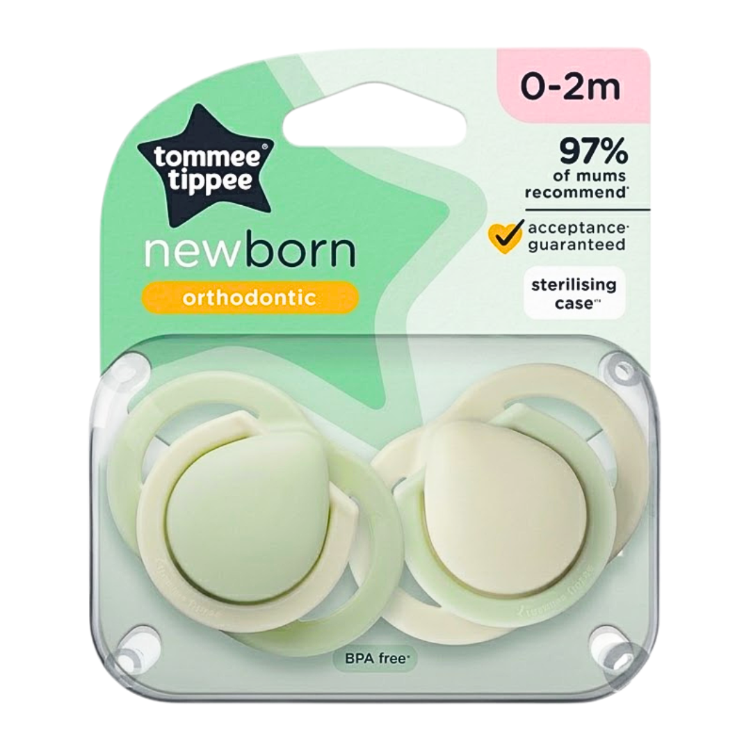 Tommee-Tippee-2-Suc-Newborn-Boy-0-2m Tommee Tippee 2 Sucettes Newborn Boy 0-2mois – Image 1